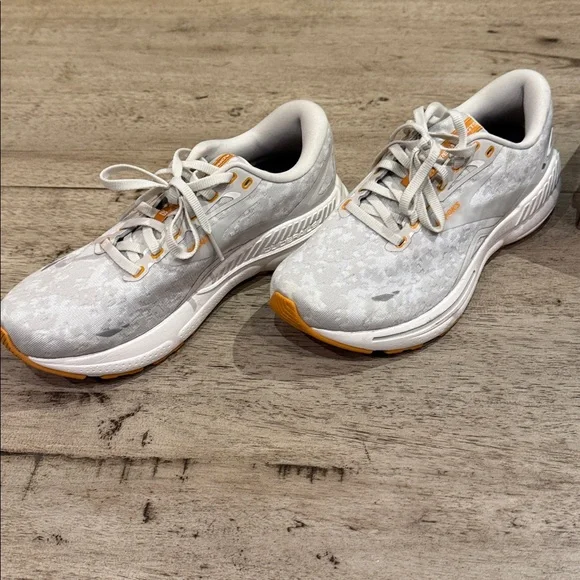 Brooks adrenaline gts - Picture 3 of 6